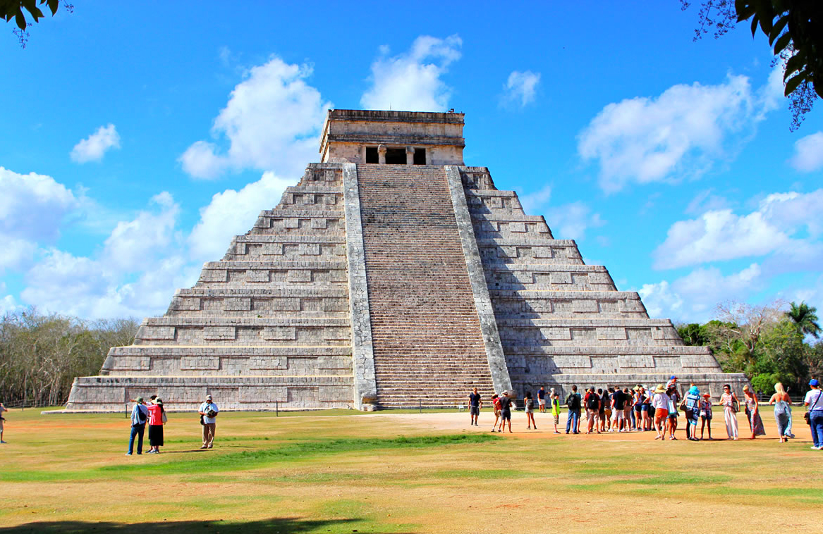 CHICHEN ITZA, MEXICO